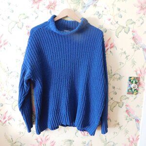 🦔🐾 Oversized Ribbed Blue Sweater